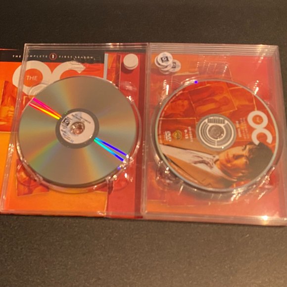 The O.C. - The Complete First Season (DVD, 2004, 7-Disc Set) - Picture 5 of 10